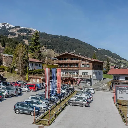 In The Center Of Appartement Jochberg